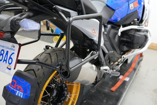 Outback Motortek BMW R1300GS – Pannier Racks