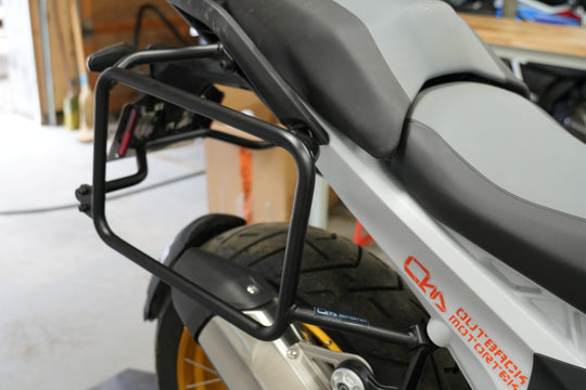Outback Motortek BMW R1300GS – Pannier Racks