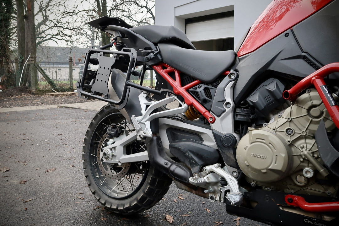 Outback Motortek Ducati Multistrada V4 - Pannier Racks