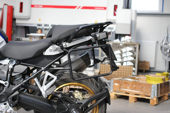 Outback Motortek BMW R1250GS – Pannier Racks