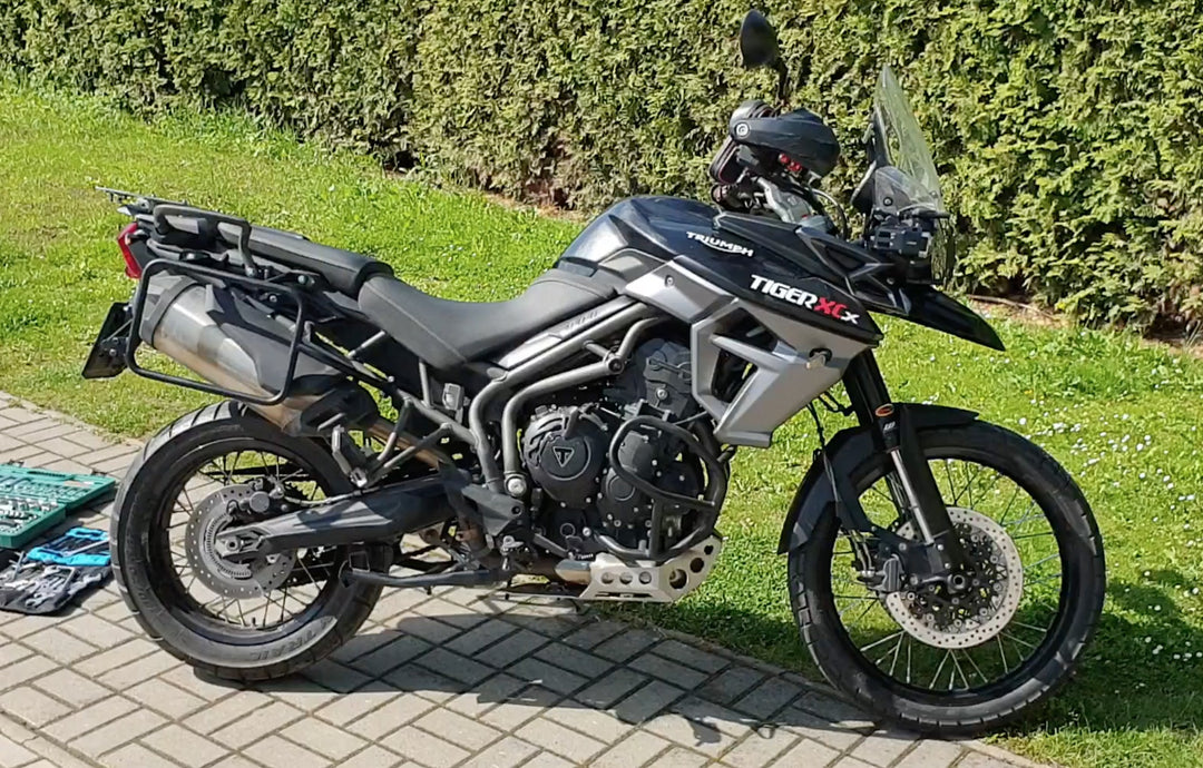 Outback Motortek Triumph Tiger 800 – Pannier Racks