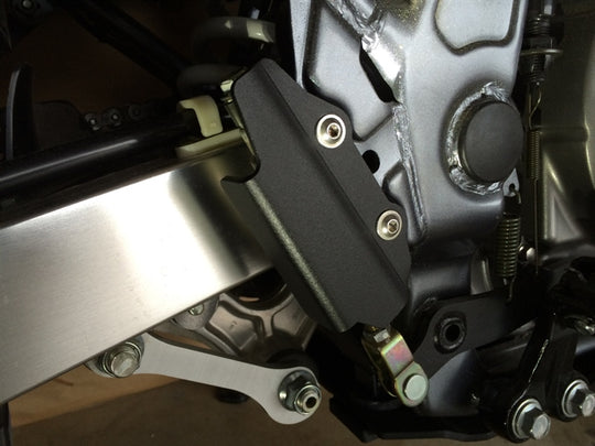 JNS Engineering Suzuki DR650 Protection de maître-cylindre arrière