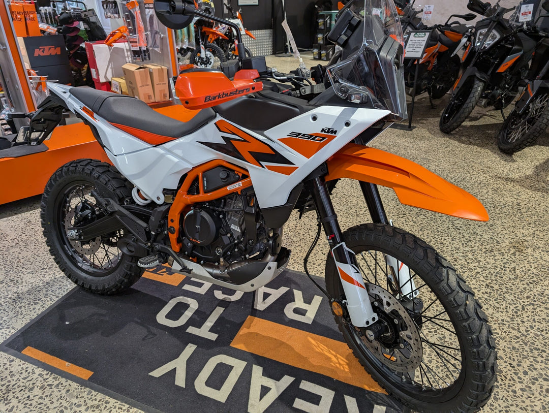 Kit de matériel Barkbusters - Montage à deux points KTM 390 ADVENTURE / ROYAL ENFIELD Himalayan / YAMAHA XT660R / BAJAJ Dominar 400